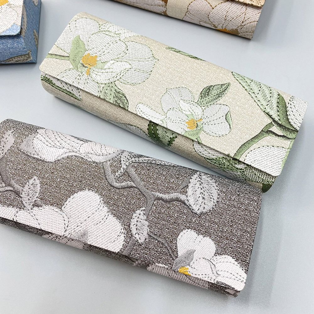 Embroidery Viewer - กระเป๋าใส่แว่นตา กล่องใส่แว่นตาปักลายสไตล์จีน กล่องใส่แว่นตาแบบพกพาอเนกประสงค์ กล่องใส่แว่นสายตา กระเป๋าใส่แว่นกันแดด ผู้ชาย